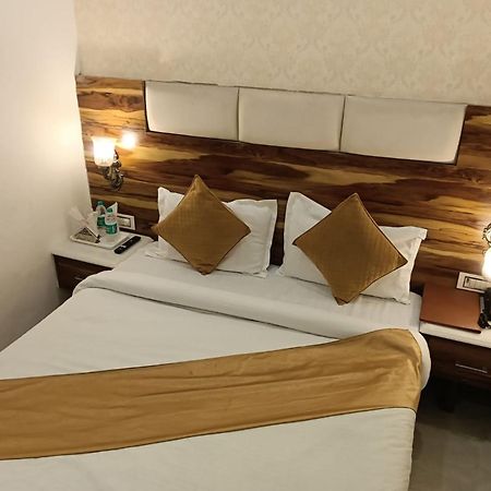 Hotel D Plaza Zirakpur Zewnętrze zdjęcie
