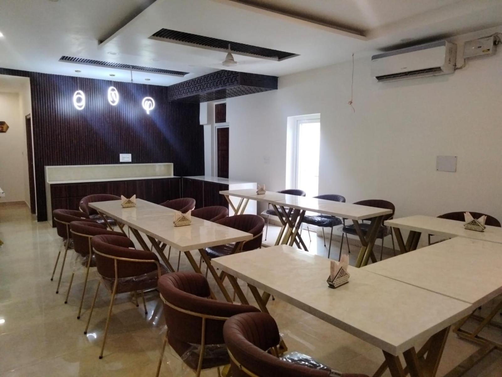 Hotel D Plaza Zirakpur Zewnętrze zdjęcie