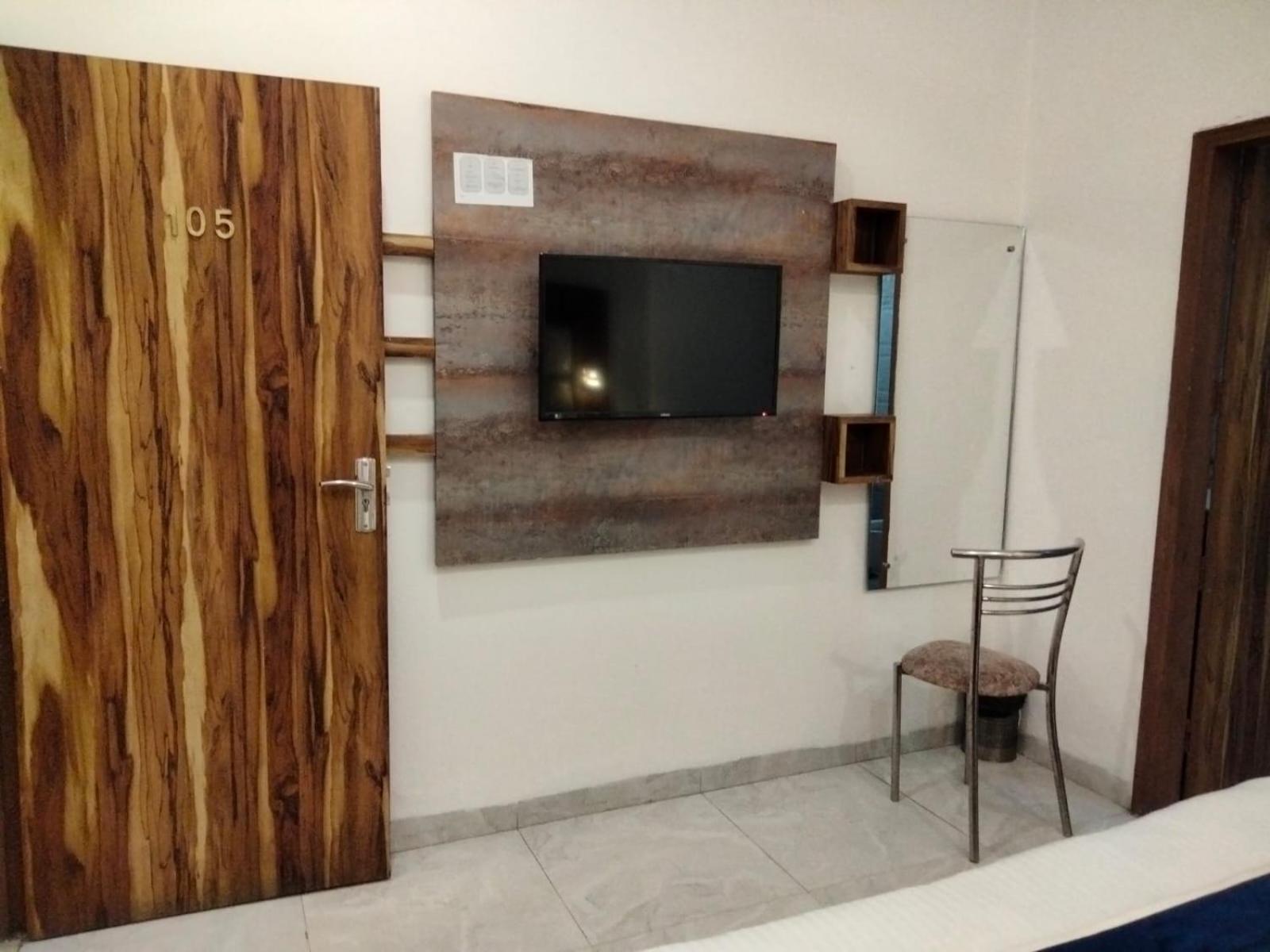 Hotel D Plaza Zirakpur Zewnętrze zdjęcie