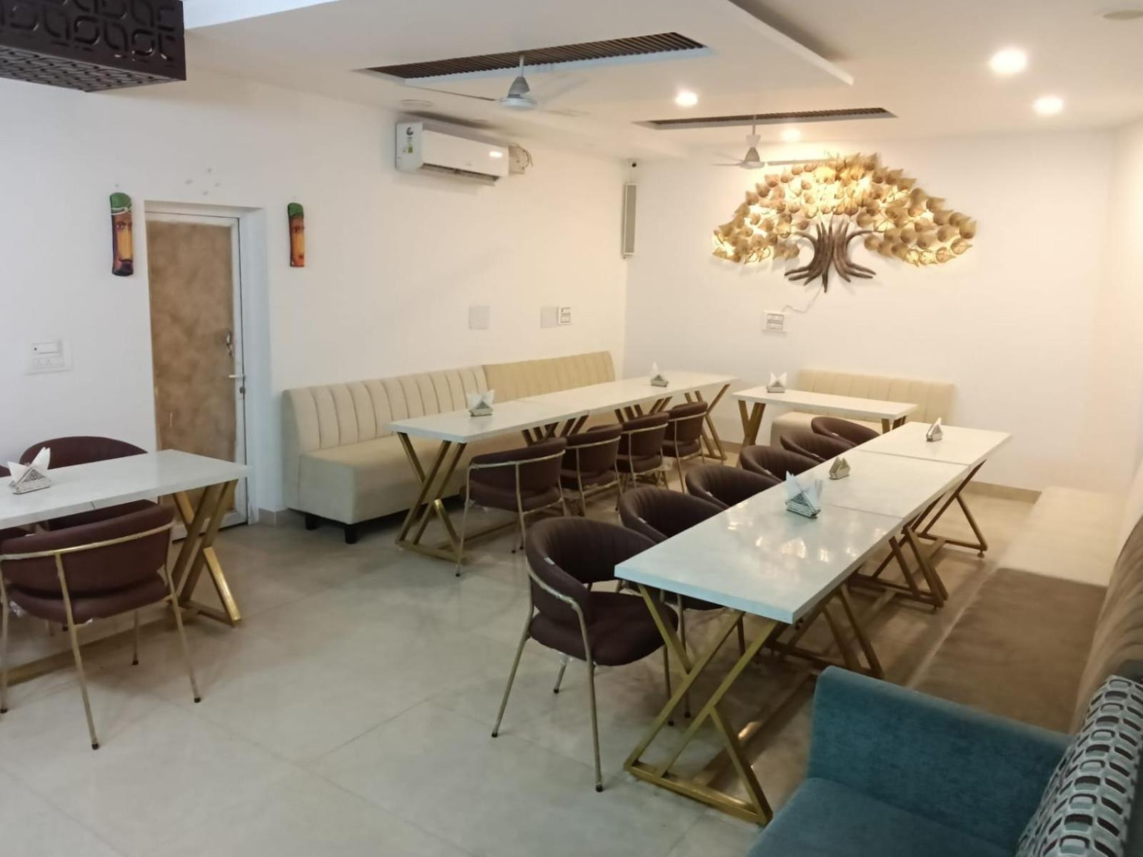 Hotel D Plaza Zirakpur Zewnętrze zdjęcie